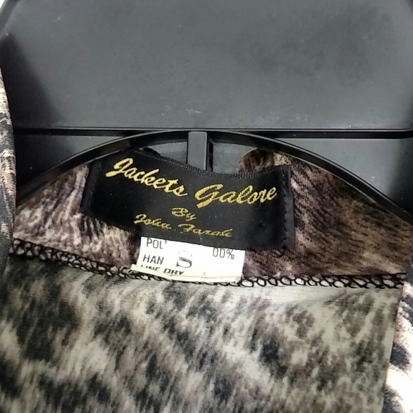 Jacket galore top. - Picture 4 of 5